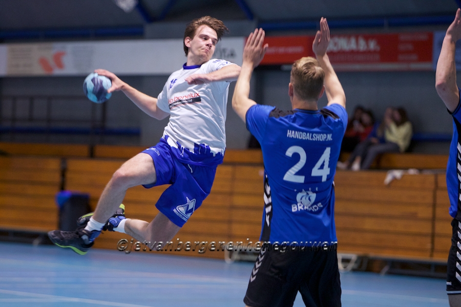 Hellas verliest van Bevo 2