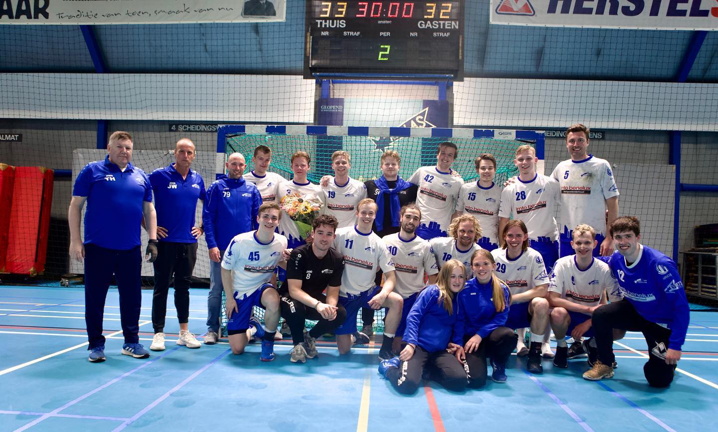 <strong>HAAGSE CLUBS HELLAS, WHC/HERCULES EN EHC SNAKKEN NAAR HET EINDE</strong>