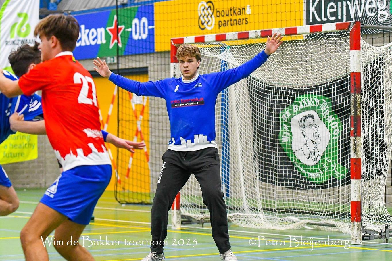 KEEPERSTALENT HENDRIK PANTEL VAN HELLAS NAAR TOPCLUB KIEL
